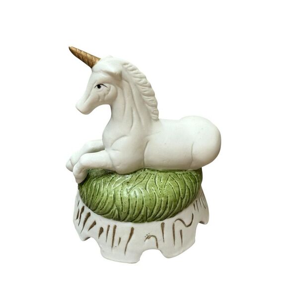 Vintage 1990s Hand painted Wind Up Unicorn Music Box Laying on Grass - Picture 2 of 5